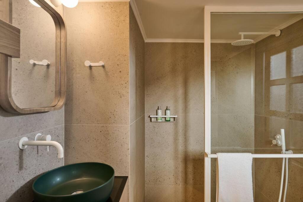 Kaizen Chania - New Central Apartment Just 350M Away With Private Jacuzzi And Free Parking! Kültér fotó