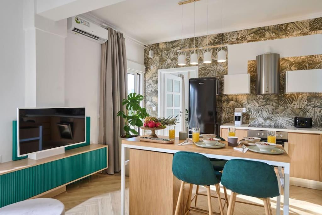 Kaizen Chania - New Central Apartment Just 350M Away With Private Jacuzzi And Free Parking! Kültér fotó